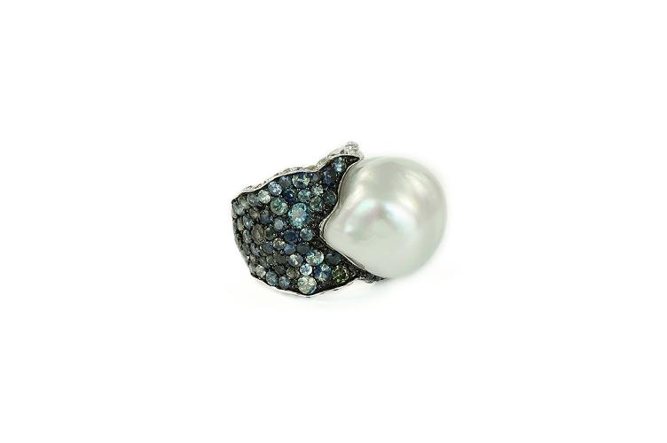 SOUTH SEA PEARL & SAPPHIRE RING