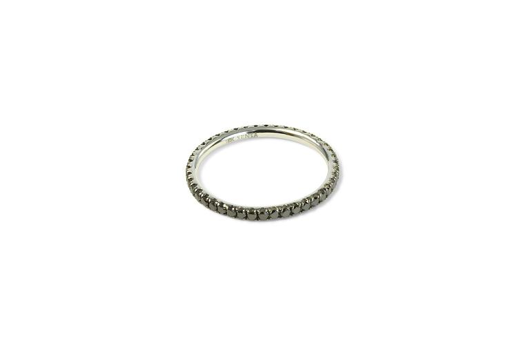 BLACK DIAMOND STACKABLE RING