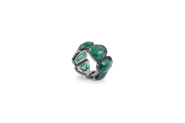 GREEN AGATE & BLACK SPINEL RING - 0