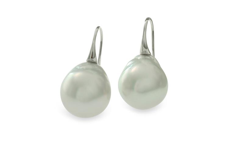 SOUTH SEA PEARL EARRINGS