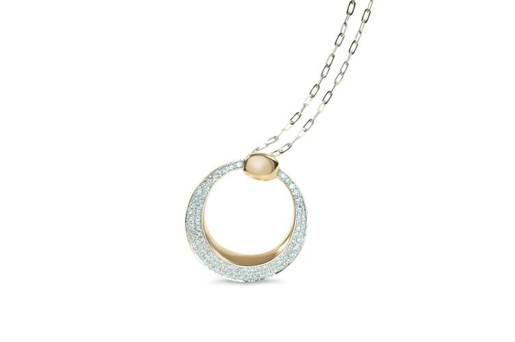 DIAMOND CIRCLE PENDANT