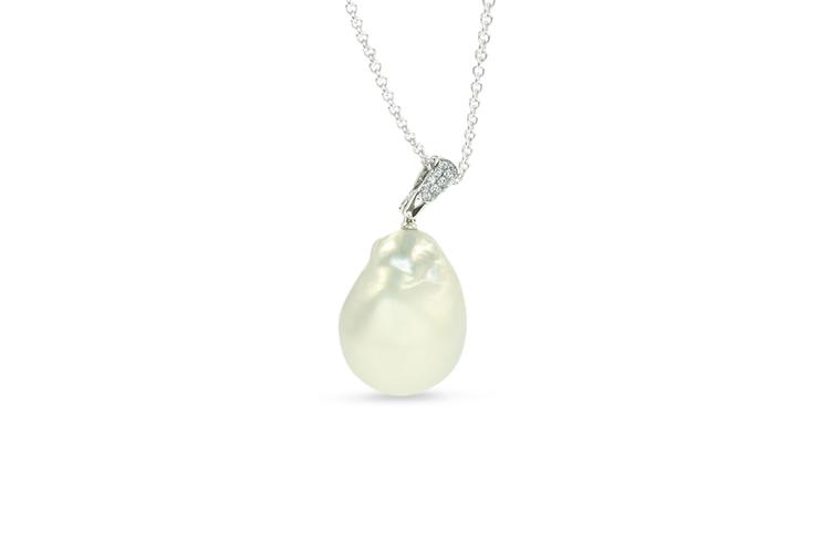 SOUTH SEA PEARL PENDANT