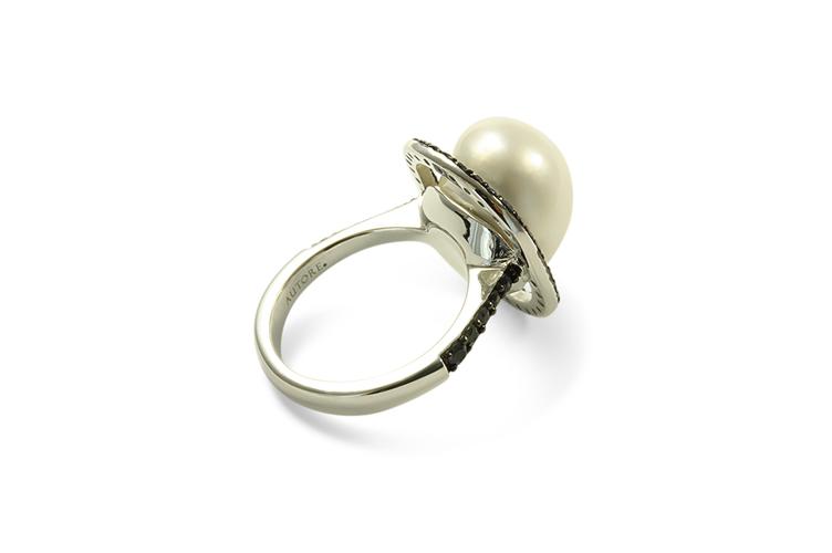 SOUTH SEA PEARL & SAPPHIRE RING - 0